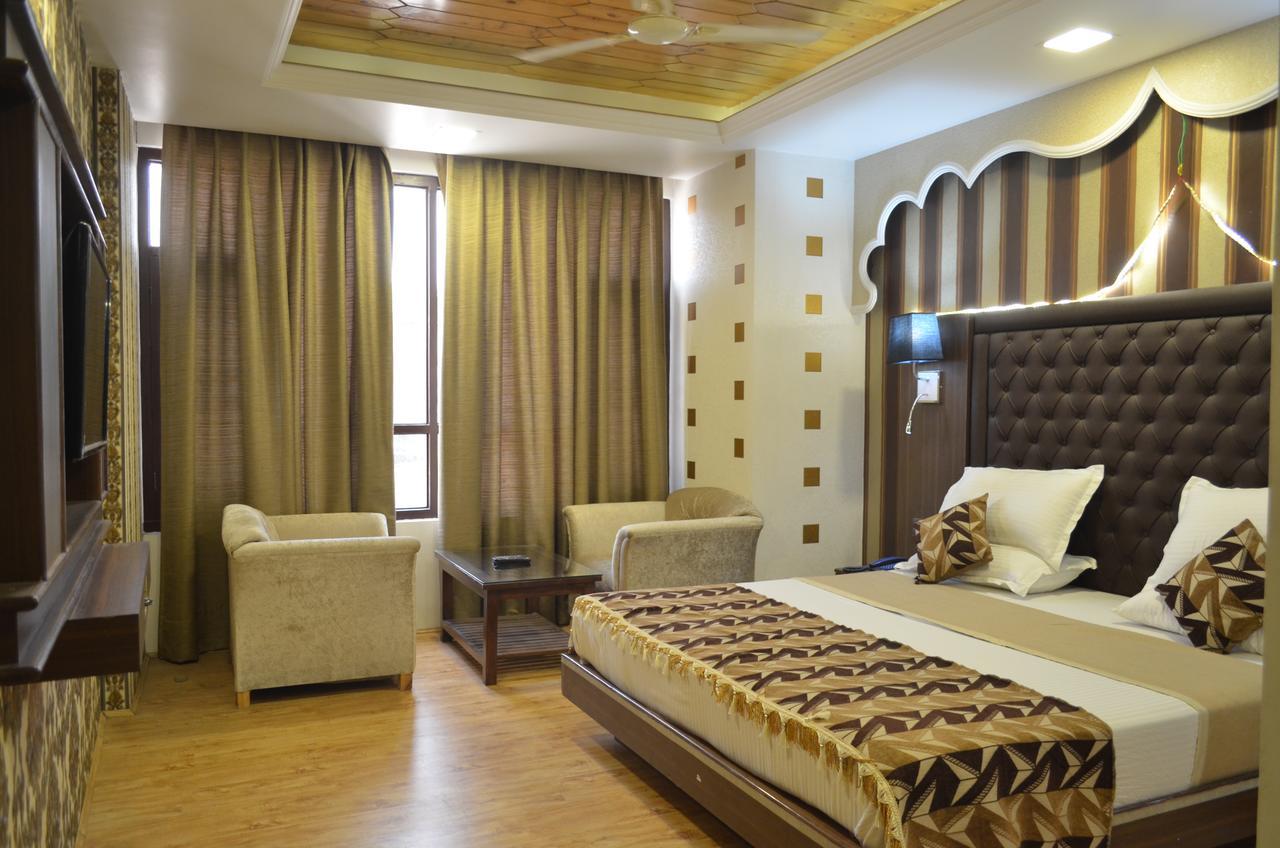 Hotel The Valley View Kashmir Srīnagar Екстериор снимка