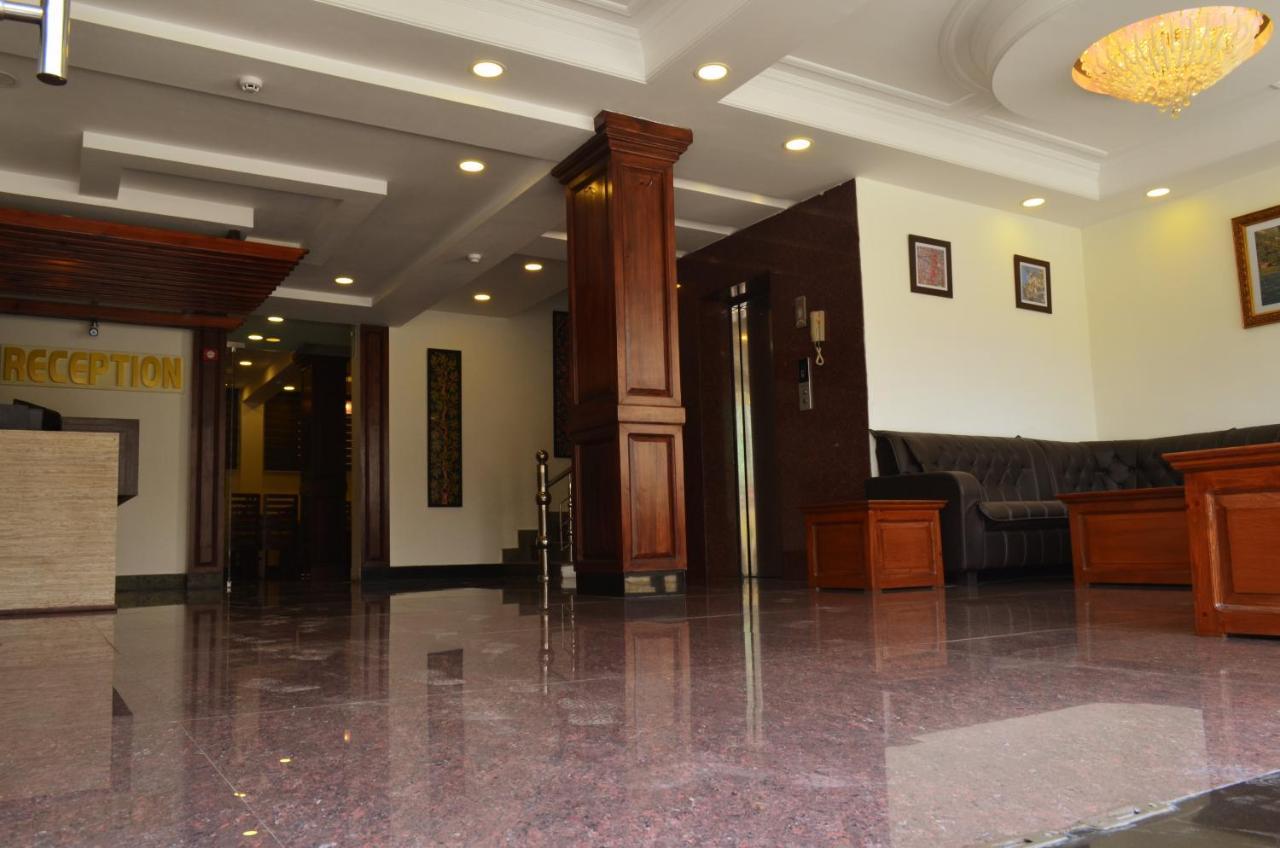 Hotel The Valley View Kashmir Srīnagar Екстериор снимка