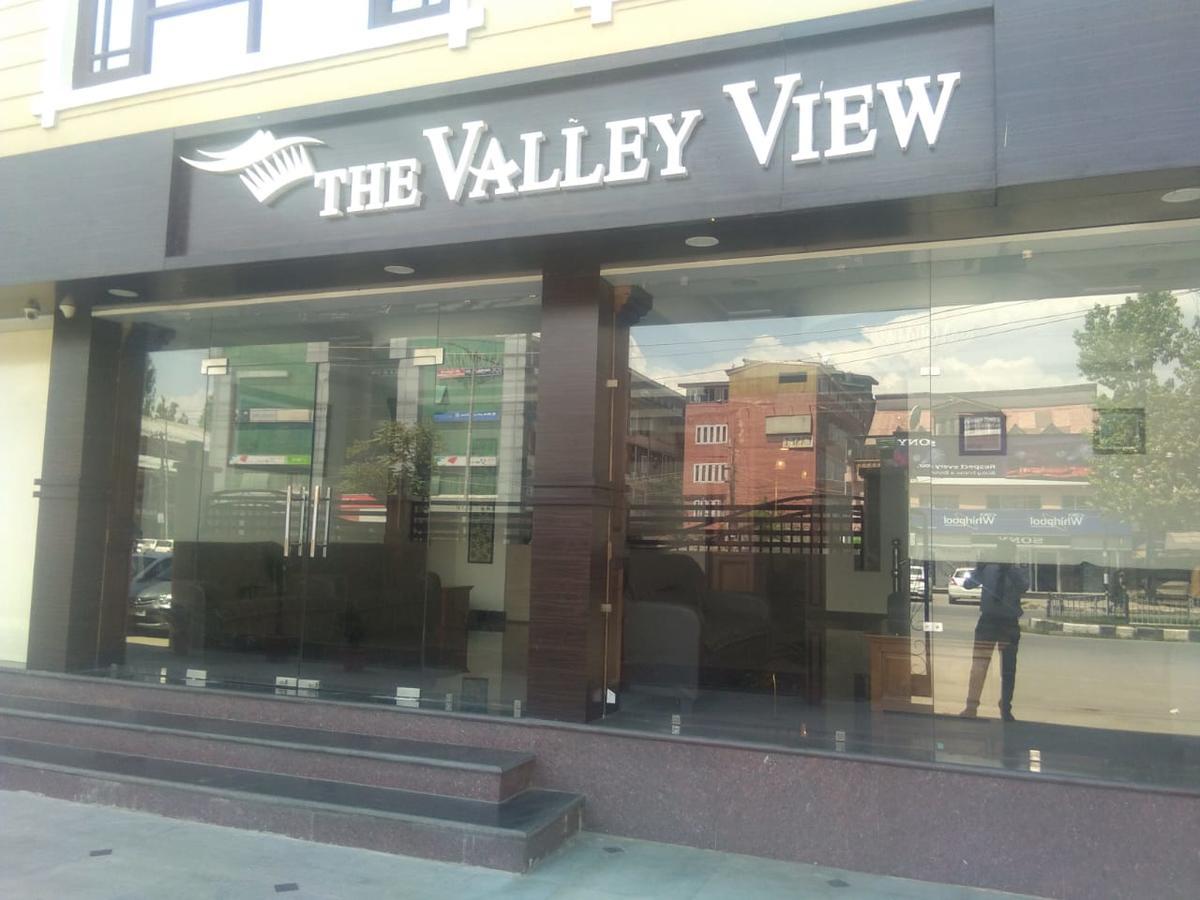Hotel The Valley View Kashmir Srīnagar Екстериор снимка